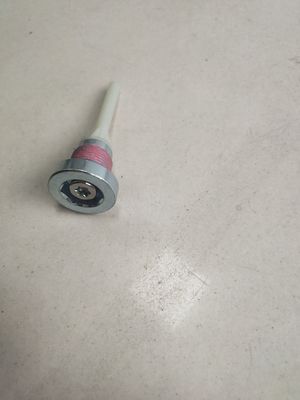 OE 30713218 自動車トランスミッション オイルレベルオーバーフローチャネル排水螺栓 ボルボ用