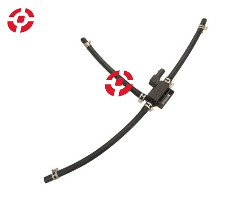 OE 31370543 Turbocharger Boost Solenoid Valve Dengan Pipe Electric Solenoid Valve Untuk Volvo