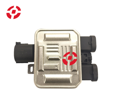 โมดูลพัดลมเย็นอัตโนมัติ โมดูลควบคุมพัดลมเย็นเรดิเอเตอร์ สําหรับ Volvo Fan control module relay ECU 31305106