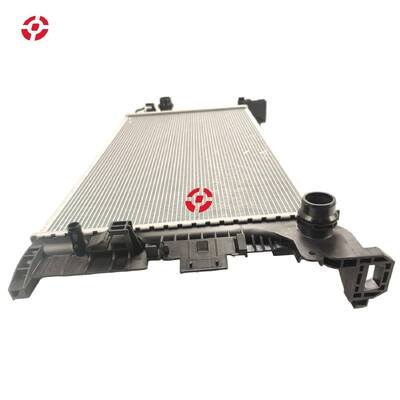 Radiateur en aluminium Remplacement du radiateur de moteur de voiture pour Volvo Réservoir d'eau 31338288 32224828