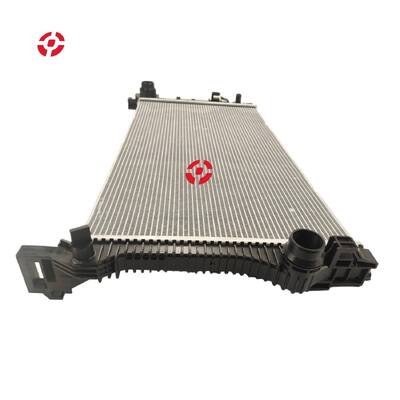 Radiateur en aluminium Remplacement du radiateur de moteur de voiture pour Volvo Réservoir d'eau 31338288 32224828