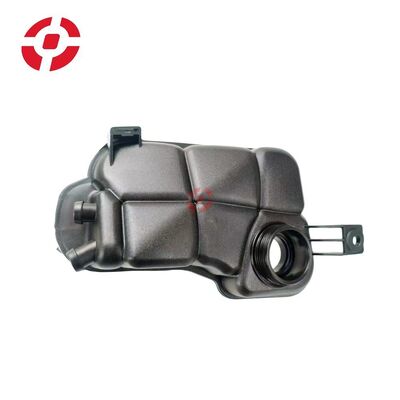 Coolant expansion tank PCF101410 Cooling system expansion tank with pressure cap for Land Rover