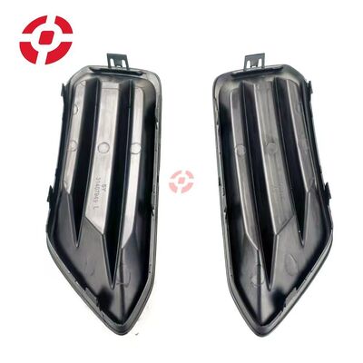 Front bumper lamp bezel Front fog lamp frame for Volv o Front bumper grille decorative strip 31407949 31407950