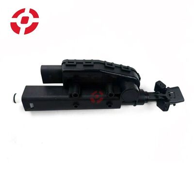 Front headlight washer sprayer nozzle pump cylinder Headlamp washer jet for Volv o 30655066